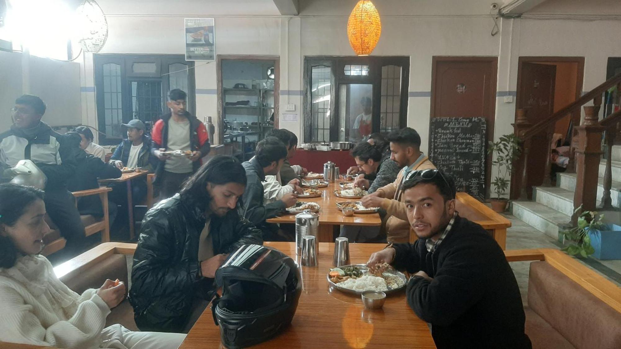 Hotel Lake N Yeti Pokhara Exterior foto